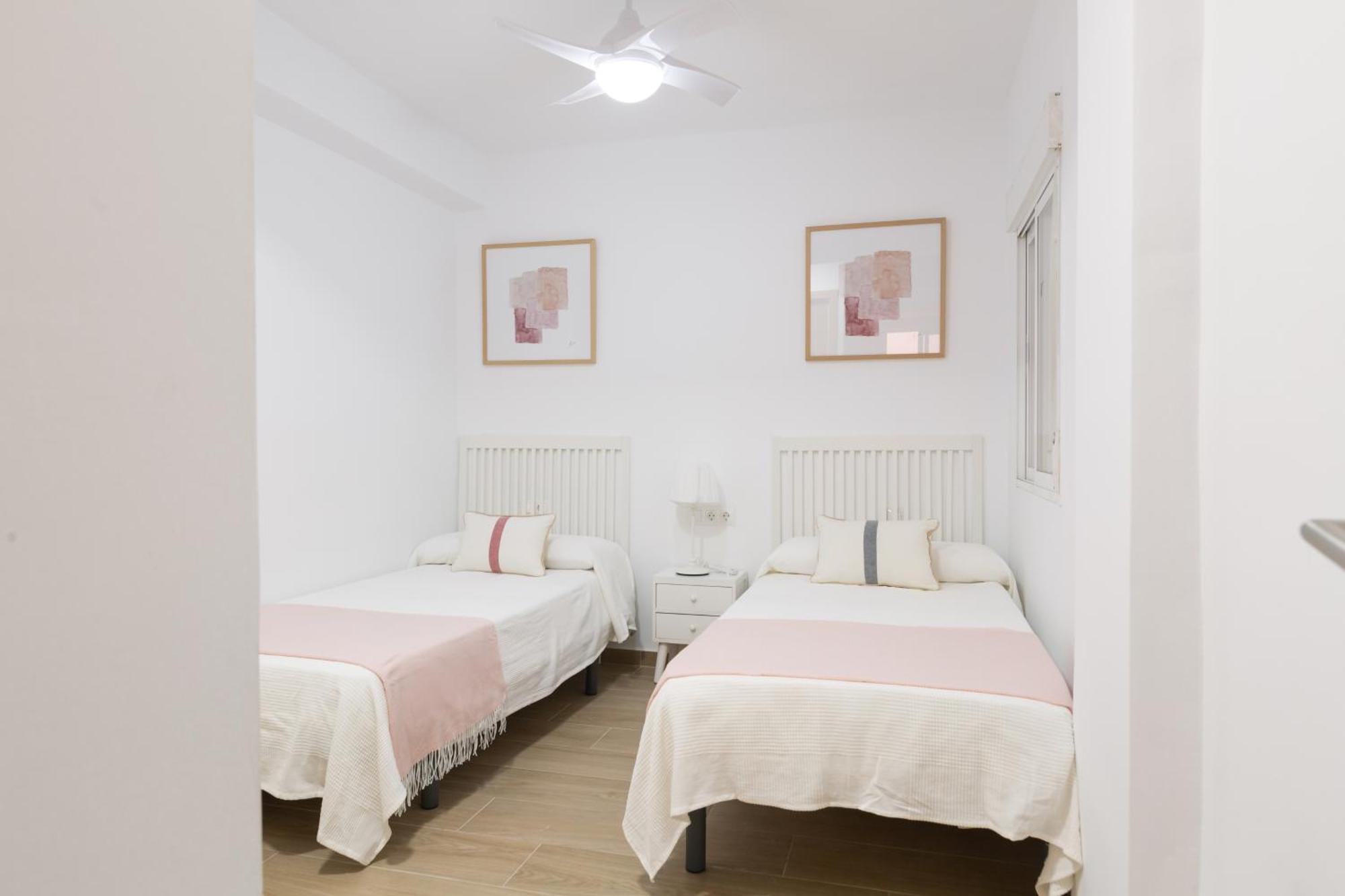 Charming Apartment Malagas Moon Exterior foto