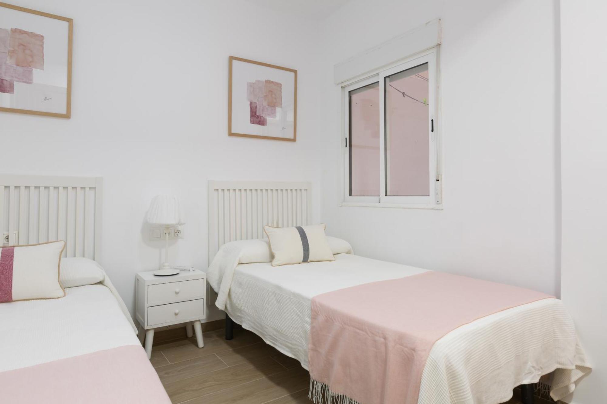 Charming Apartment Malagas Moon Exterior foto